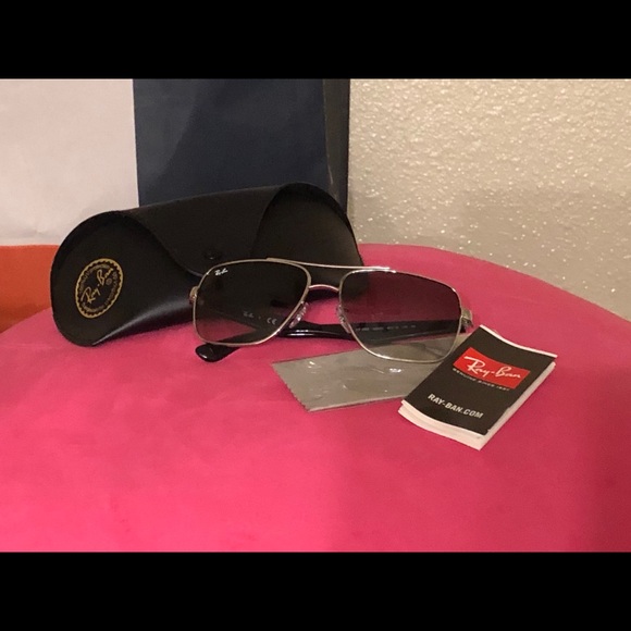 Ray Ban sunglasses. main image 4